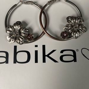 Sabika flower earrings